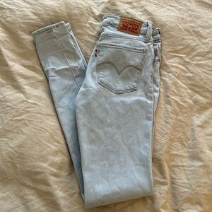 711 skinny Levi’s